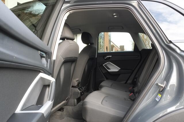 Audi Q3 45 TFSI e, Navigatie, Carplay, Trekhaak