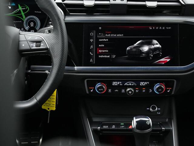 Audi Q3 45 TFSI e 245 pk S-Line | Panoramadak | Sonos | Leder/alcantara | Achteruitrijcamera | Stoelverwarming
