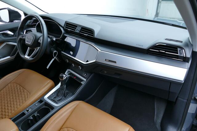 Audi Q3 35 TFSI S edition. Leer, StoelVerw, Carplay/Android Navi, Adap Cruise, 18"LMV,