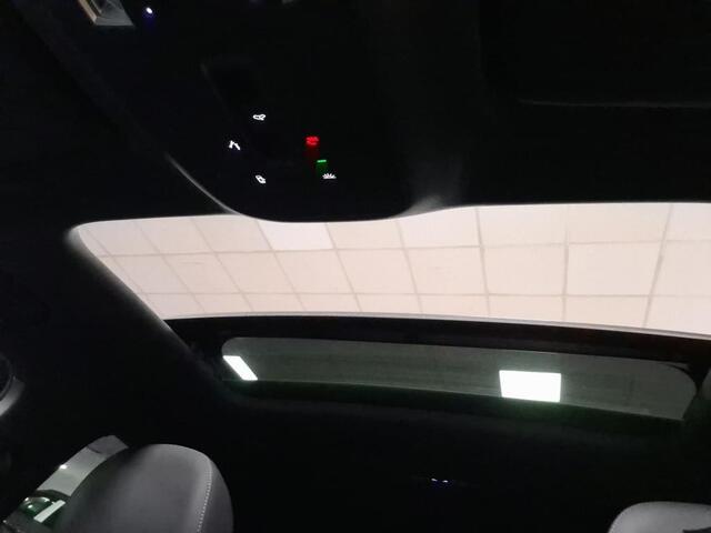 Audi Q3 45 TFSI e 245 pk S Edition - Pano - Leder - Stoelverw. - Navigatie