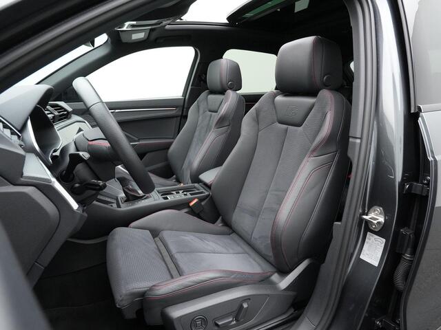 Audi Q3 45 TFSI e 245PK S-tronic S edition | Panoramadak | Trekhaak | Matrix LED | 360 Camera | Adaptief onderstel | Geheugenstoel