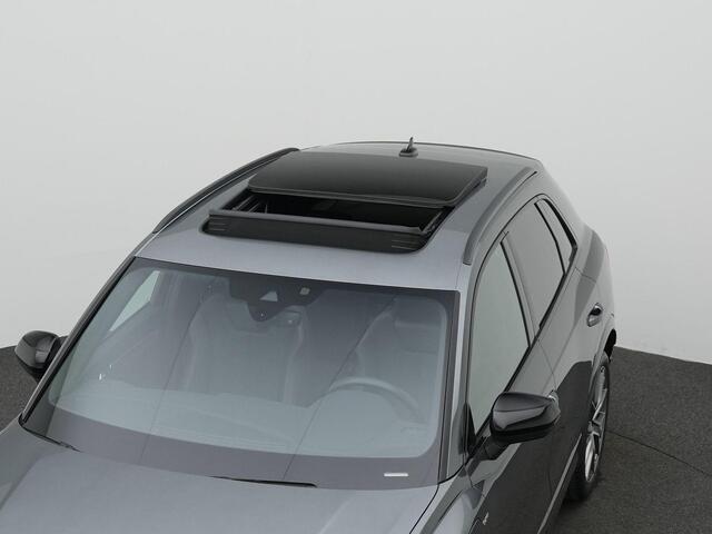 Audi Q3 45 TFSI e 245PK S-tronic S edition | Panoramadak | Trekhaak | Matrix LED | 360 Camera | Adaptief onderstel | Geheugenstoel