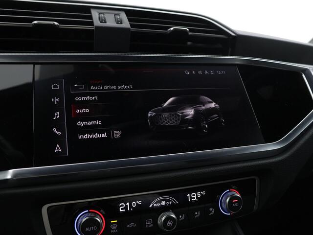 Audi Q3 Sportback 45 TFSIe 245pk S-tronic Edition · Camera ·Apple/Android Car Play · Dodehoek Detectie · Keyless · Navigatie · 20'' Inch ·
