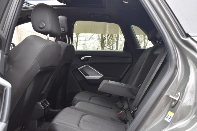 Audi Q3 35 TFSI S Line Pro Line S Automaat | Sterrenhemel | Schuifdak | 12-2019 | 12 mnd BOVAG garantie | Whatsapp 06-53188999
