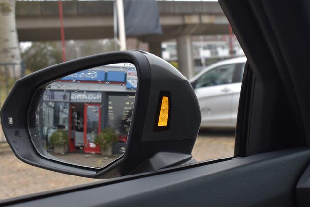 Audi Q3 35 TFSI S Line Pro Line S Automaat | Sterrenhemel | Schuifdak | 12-2019 | 12 mnd BOVAG garantie | Whatsapp 06-53188999