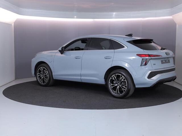 Audi Q3 Sportback 1.5 200kW e-hybrid S edition 272pk | Parkeercamera | Keyless | Stoelverwarming