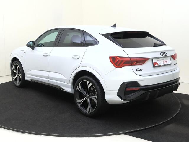 Audi Q3 Sportback 45 TFSI e S Edition | SoH 92% | Achteruitrijcamera | Keyless | Cruise control | Audi virtual cockpit | Stoelverwarming | CarPlay | Navigatie |