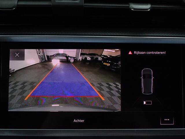 Audi Q3 35 TFSI S Line Aut- Panoramadak, CarPlay, Android Auto, Elek Trekhaak, Xenon led, Virtual Cockpit