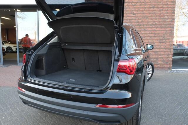 Audi Q3 45 TFSI e Carplay, Sportstoelen, Keyless entry