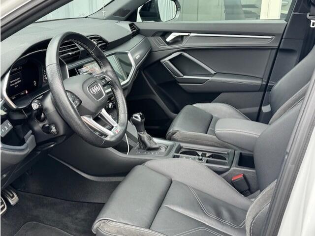 Audi Q3 Sportback 35 TFSI S Edition S line apple carplay panoramadak