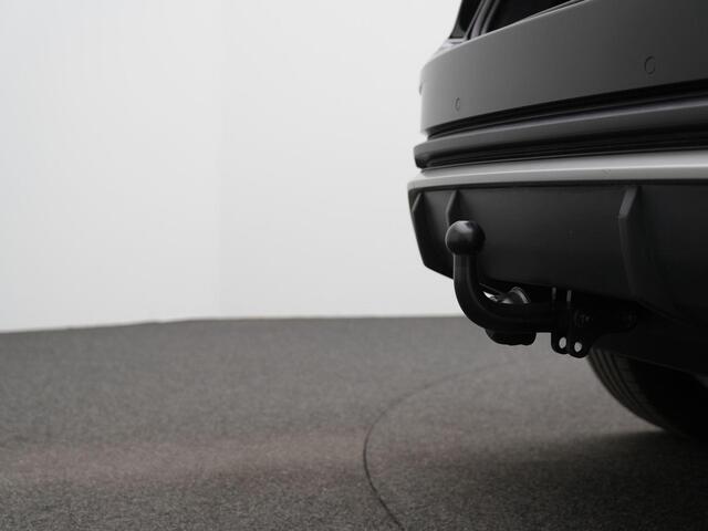Audi Q3 Sportback 35 TFSI 150 pk S-tronic S-Line | Panoramadak | Trekhaak | Achteruitrijcamera | Navigatie | Sportonderstel
