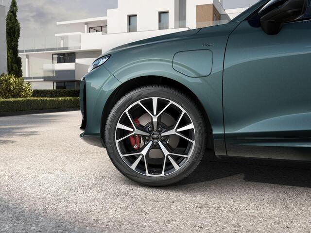 Audi Q3 Sportback E-Hybrid S Edition, pano, tr.haak, 20", Sonos, LED-kopl., memory, HUD, 360 camera, ACC, privacy