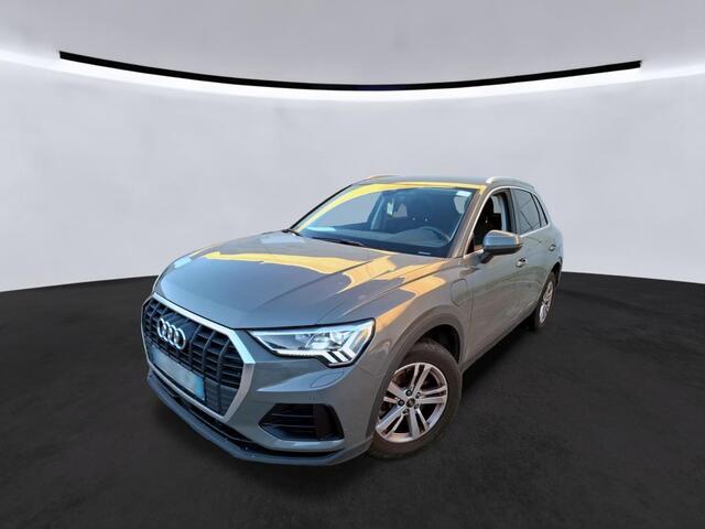 Audi Q3 45 TFSI e edition PHEV 245PK | Virtual | Achteruitrijcamera | Getint Glas | LED |
