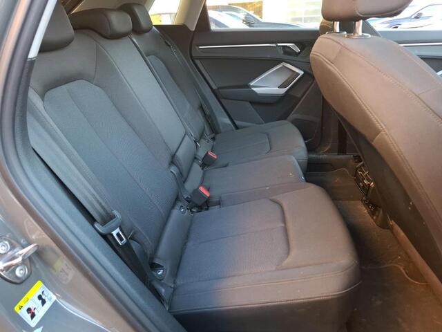 Audi Q3 45 TFSI e edition PHEV 245PK | Virtual | Achteruitrijcamera | Getint Glas | LED |