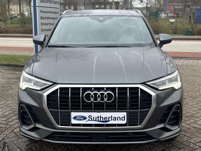 Audi Q3 45 TFSI e S edition S-Line | Sportstoelen | Leder | Stoelverwarming | Achteruitrijcamera 360 | SCI |