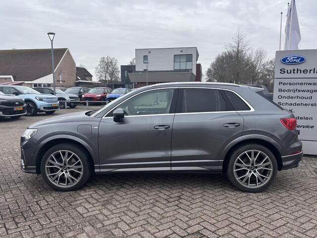 Audi Q3 45 TFSI e S edition S-Line | Sportstoelen | Leder | Stoelverwarming | Achteruitrijcamera 360 | SCI |
