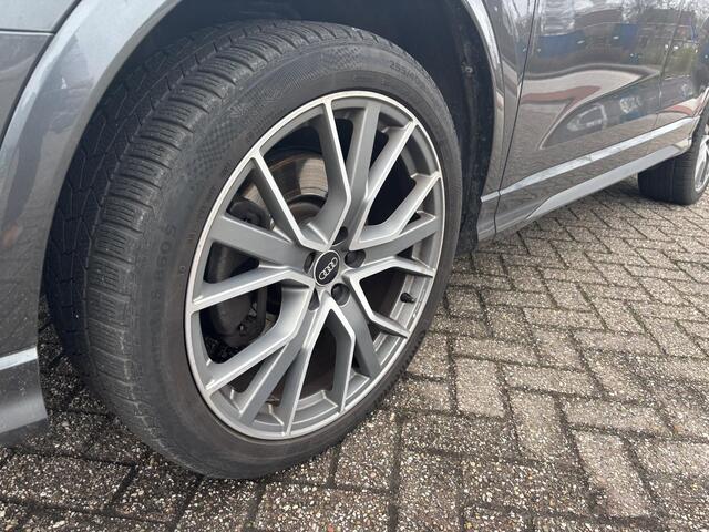 Audi Q3 45 TFSI e S edition S-Line | Sportstoelen | Leder | Stoelverwarming | Achteruitrijcamera 360 | SCI |