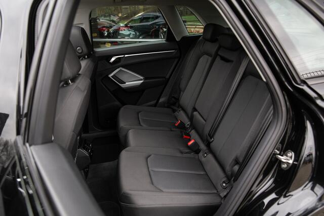 Audi Q3 45 TFSI e S edition , Panoramadak, Sonos, Adap. cruise,