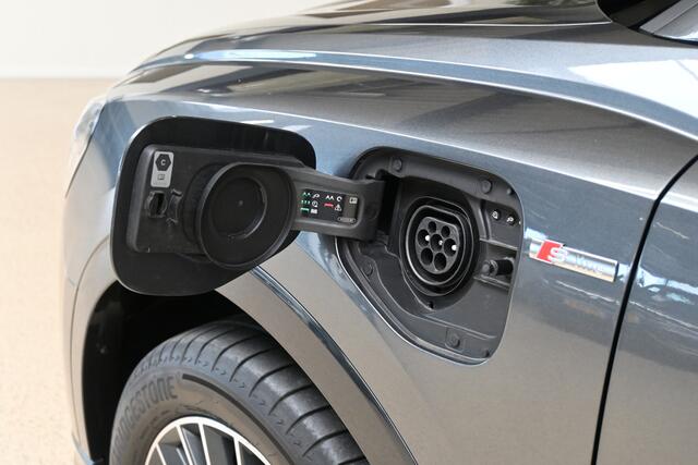 Audi Q3 Sportback 45 TFSIe 245pk S Edition | Leder | Elek. stoel | Panoramadak | 100% (Dealer) onderhouden label