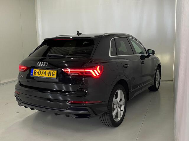 Audi Q3 35 TFSI edition one 2x S line Camera Applecarplay/Android 19inch Leer El stoelen Keylesspack Navigatie Cruise Lane Dodehoek