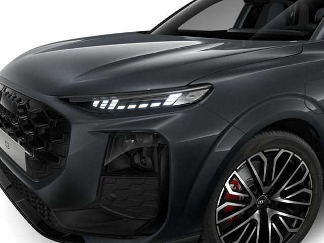 Audi Q3 1.5 200kW e-hybrid S edition 272 PK · Tech Pro · Alcantara bekleding · 20" LM Velgen