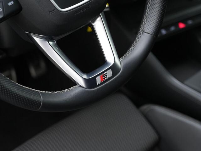 Audi Q3 45 TFSI e 245 pk S-Line | Stoelverwarming | Navigatie | Parkeersensoren voor/achter | Audi Drive Select
