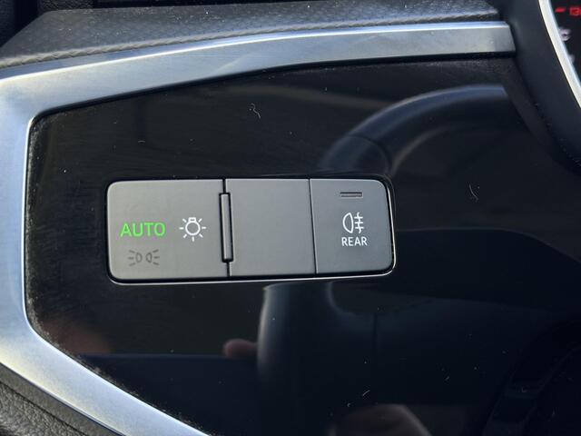 Audi Q3 35 TFSI Advanced | PDC | Stoelverwarming |