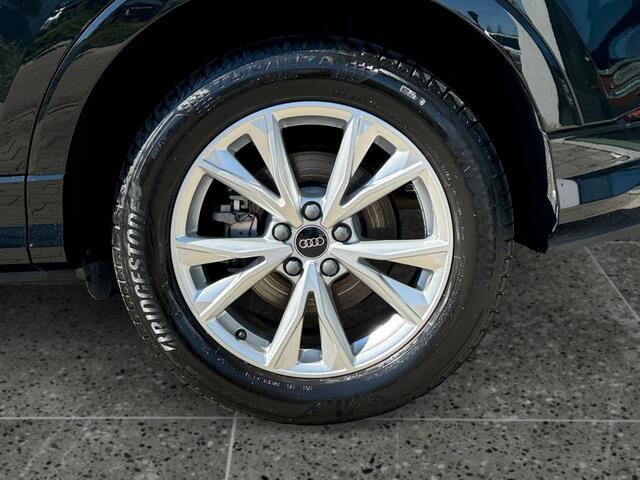 Audi Q3 45 245pk TFSI e S edition Audi virtual cockpit | Parkeerhulp plus | MMI navigatie plus