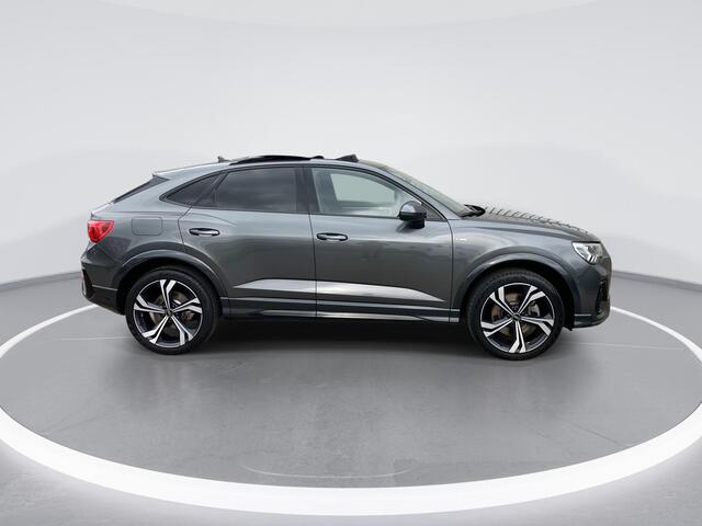 Audi Q3 Sportback 45 TFSIe 180kW/245PK S Line · Panoramadak · Stoelverwarming · Apple/Android Car Play · Drive select · Camera + Parkeersensoren