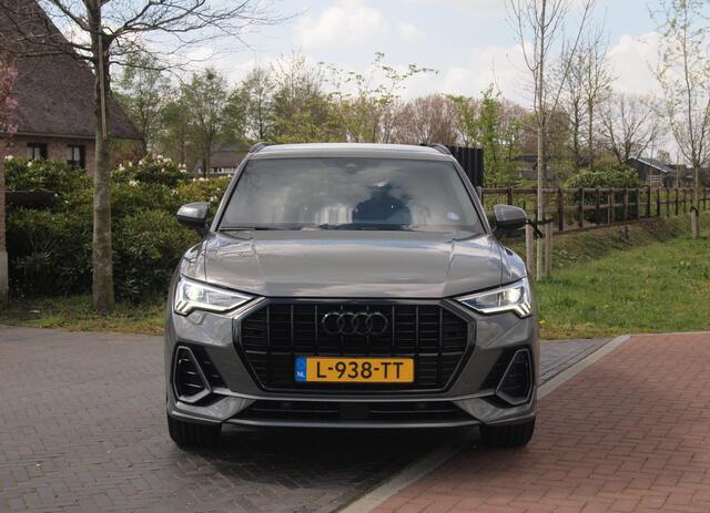 Audi Q3 35 TFSI S-Line edition | Apple Carplay | Virtual Cockpit | Automaat | 20 inch | NL-Auto |