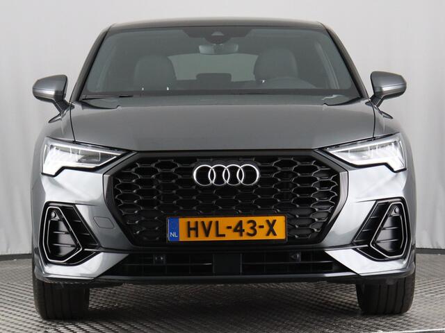 Audi Q3 Sportback 35 TFSI S Edition Competition S-Line (Elek. Trekhaak / Pano / ACC / Navi / Carplay)