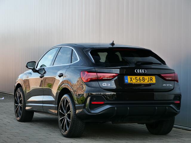 Audi Q3 Sportback 45 TFSI e Edition 245 Pk Automaat Navigatie / DAB / Camera / Leer / 20 inch