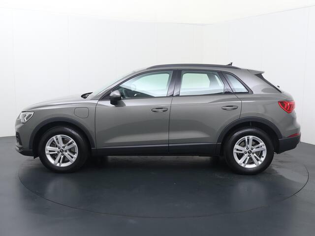 Audi Q3 45 TFSI e edition | 245 PK | SoH 93% | Adaptive cruise control | Navigatiesysteem | Full LED koplampen | Audi sound system | Climate control |