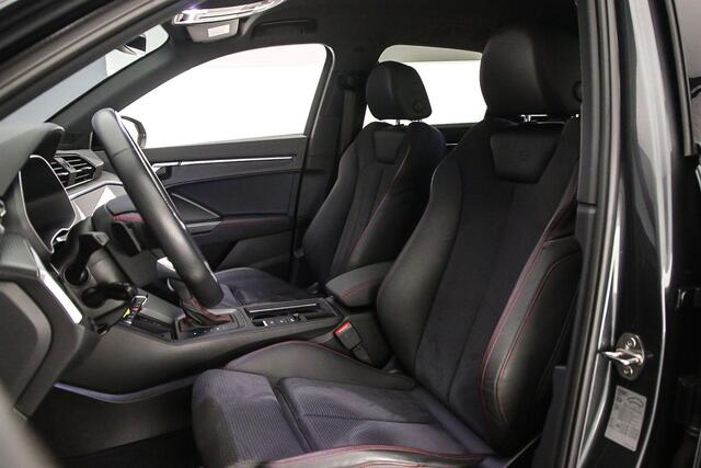 Audi Q3 45 TFSI e S edition | Trekhaak | Achteruitrijcamera | Cruise control | Elektrische achterklep | Navigatie | LED koplampen