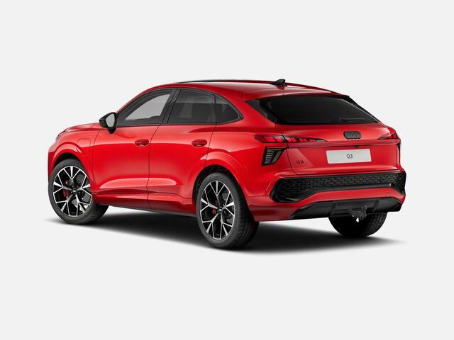 Audi Q3 Sportback 1.5 200kW e-hybrid S edition 272 PK · Tech pro · Glazen panoramadak · Sportstoelen alcantara met rode stiksels