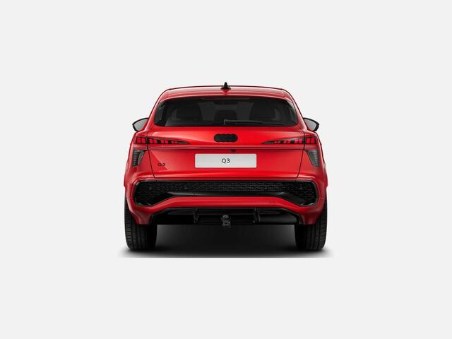 Audi Q3 Sportback 1.5 200kW e-hybrid S edition 272 PK · Tech pro · Glazen panoramadak · Sportstoelen alcantara met rode stiksels