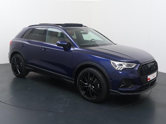 Audi Q3 35 TFSI Advanced edition | 150 PK | Adaptieve cruise control | Matrix LED | Panorama dak | Sfeerverlichting | Elektrisch verstelbare stoelen | Volleder |