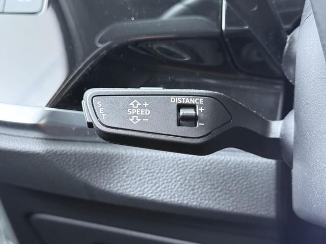 Audi Q3 35 TFSI Advanced edition | 150 PK | Adaptieve cruise control | Matrix LED | Panorama dak | Sfeerverlichting | Elektrisch verstelbare stoelen | Volleder |