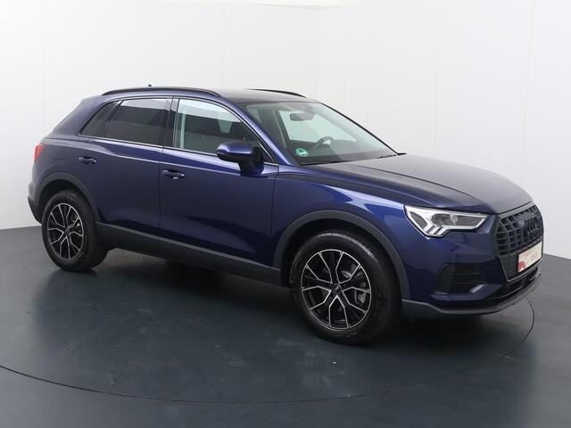 Audi Q3 45 TFSI e Advanced edition | 245 PK | Voorstoelen verwarmd | Adaptive cruise control | Parkeersensoren |