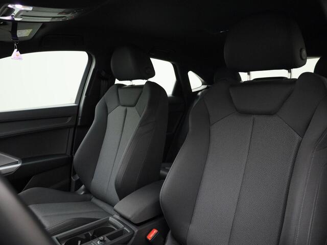 Audi Q3 Sportback 45TFSIe 245pk S-Tronic Advanced Edition · SOH 95,5% · Camera · Side Assist · Apple/Android Car Play · Stoelverwarming · ACC · Parkeerassistent · Garantie t/m 11-02-2028 of 100.000km