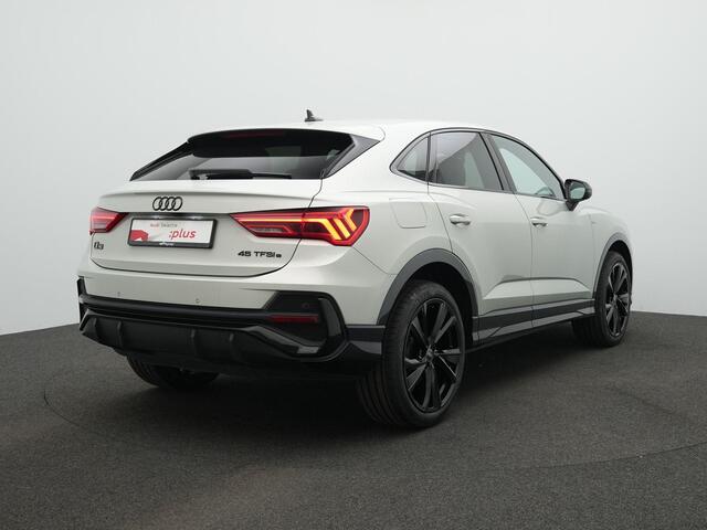 Audi Q3 Sportback 45 TFSI e 245 pk S-Line | Achteruitrijcamera | Navigatie | Stoelverwarming | Elektrische achterklep