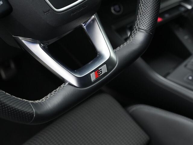 Audi Q3 Sportback 45 TFSI e 245 pk S-Line | Achteruitrijcamera | Navigatie | Stoelverwarming | Elektrische achterklep