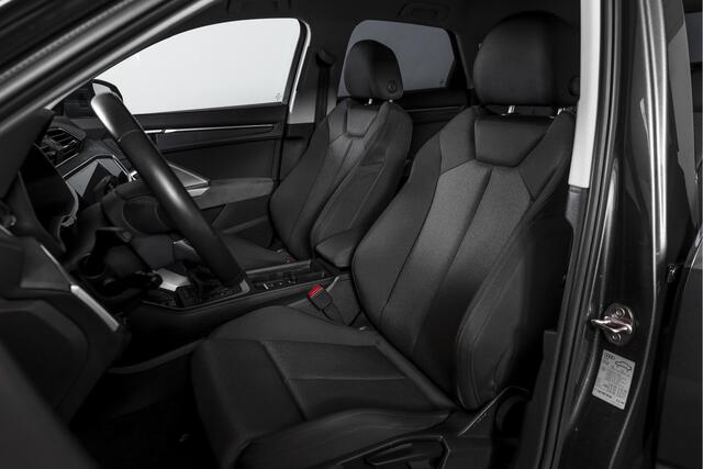 Audi Q3 Sportback 35 TFSI 150 PK S Edition S-Line | Dig. Cockpit | Adapt. Cruise | Stoelverw. | PDC | Camera | App. Connect | ECC | Elek. Klep | Afn. Trekhaak | LM 20" |