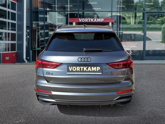 Audi Q3 45 TFSIe S LINE ZWENK.TREKHAAK/ACC/STOELVERW/20''INCH