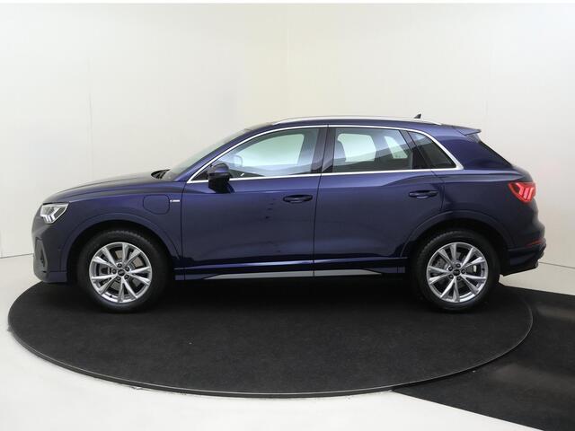 Audi Q3 45 TFSI e S edition | SoH 100% | Panoramadak | 360 Camera | Virtual cockpit Plus | Navigatie | Dodehoek detectie | Sonos Premium 3D audio | Parkeer assistent |