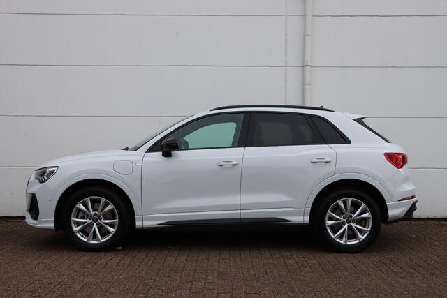 Audi Q3 45 TFSI e S edition 245pk S-Tronic | SOH 100% | S-Line | Camera | Parkassist