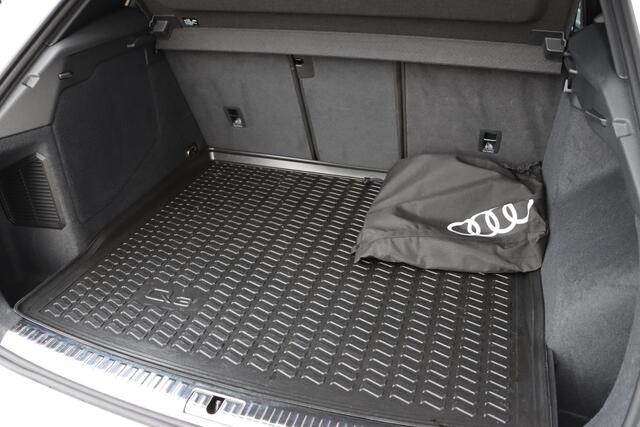 Audi Q3 45 TFSI e S edition 245pk S-Tronic | SOH 100% | S-Line | Camera | Parkassist