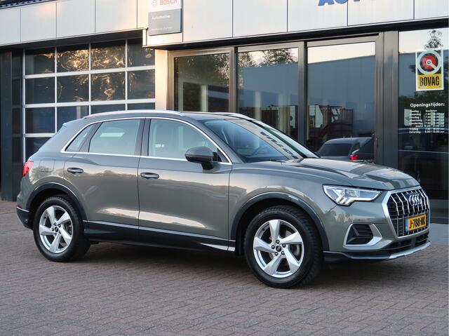 Audi Q3 35 TFSI Business Edition | Parkeer pakket | inklapbare trekhaak | Comf-stoelen |
