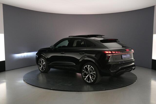 Audi Q3 Sportback 1.5 200kW e-hybrid S edition | Panorama Dak | Adaptieve Cruise | Camera | Apple/Android Play | Optiepakket | LED verlichting pakket |