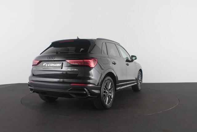 Audi Q3 45 TFSI e S line edition > 2x S line/Camera/19 inch/Sfeerverlichting/Plug in hybride...